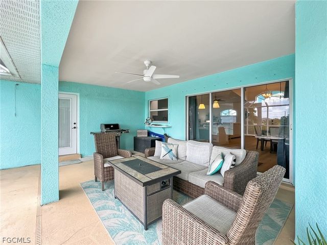 1325 NE 5th PL, Cape Coral, FL 33909