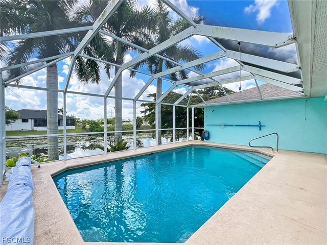 1325 NE 5th PL, Cape Coral, FL 33909