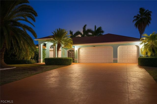 1325 NE 5th PL, Cape Coral, FL 33909