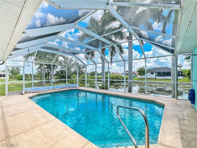 1325 NE 5th PL, Cape Coral, FL 33909