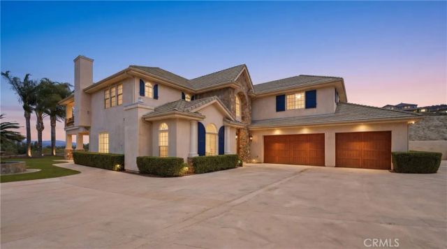 30425 La Presa Loop, Temecula, CA 92592