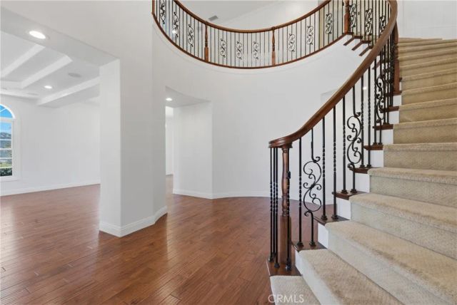 30425 La Presa Loop, Temecula, CA 92592