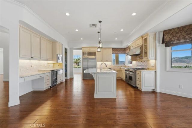 30425 La Presa Loop, Temecula, CA 92592