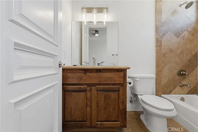 30425 La Presa Loop, Temecula, CA 92592
