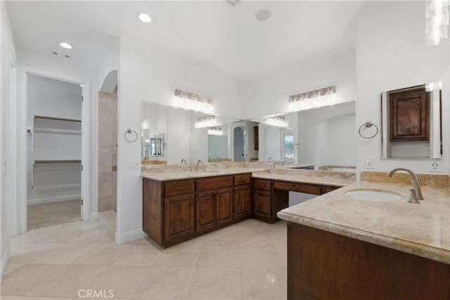 30425 La Presa Loop, Temecula, CA 92592