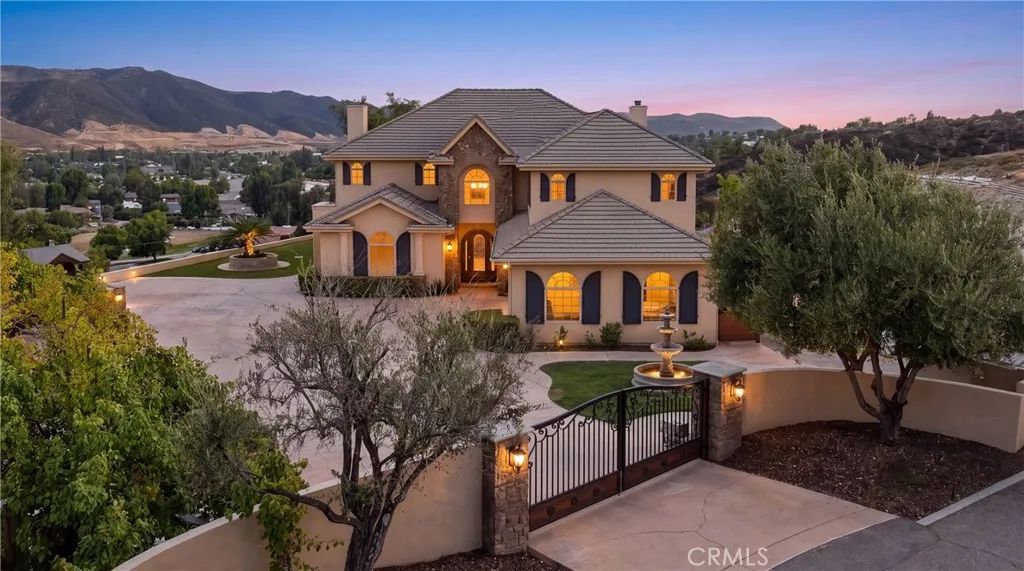 30425 La Presa Loop, Temecula, CA 92592