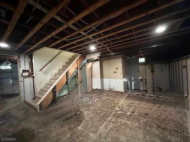825 Bishop St, Union Twp., NJ 07083