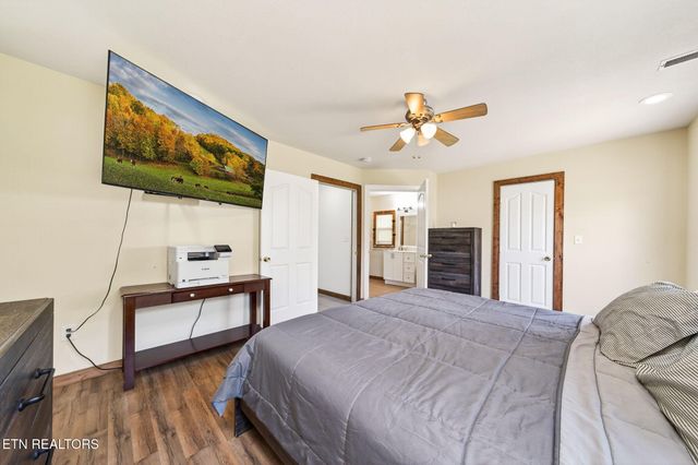 935 Brewer Rd, Crossville, TN 38572