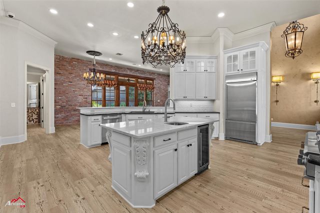 105 Calais Court, Bossier City, LA 71111