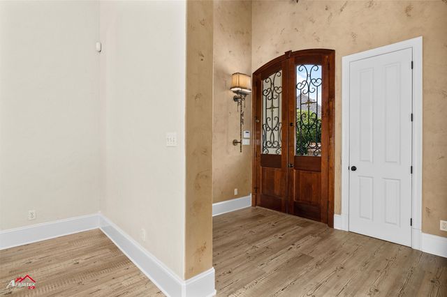 105 Calais Court, Bossier City, LA 71111