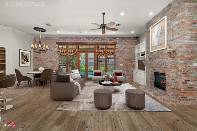 105 Calais Court, Bossier City, LA 71111