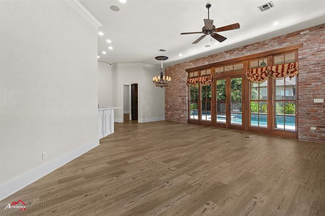 105 Calais Court, Bossier City, LA 71111