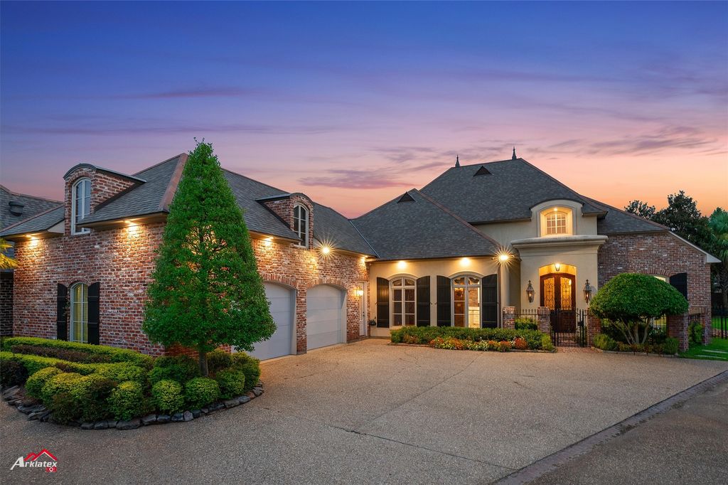 105 Calais Court, Bossier City, LA 71111