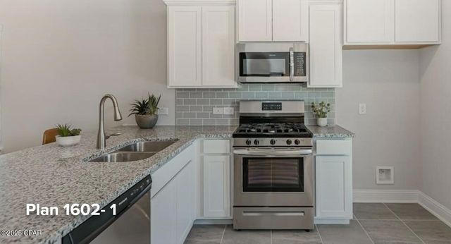 7084 Traditions Drive, Panama City, FL 32404