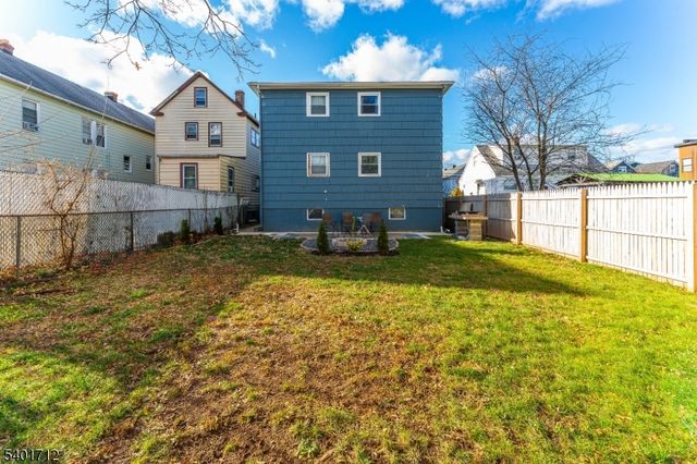 632 Maple Ave, Elizabeth City, NJ 07202