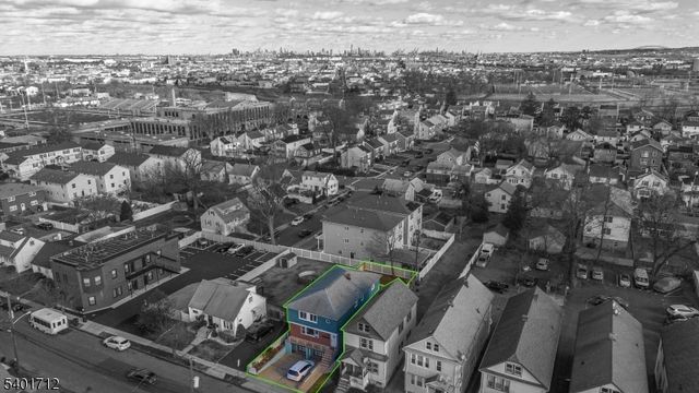 632 Maple Ave, Elizabeth City, NJ 07202