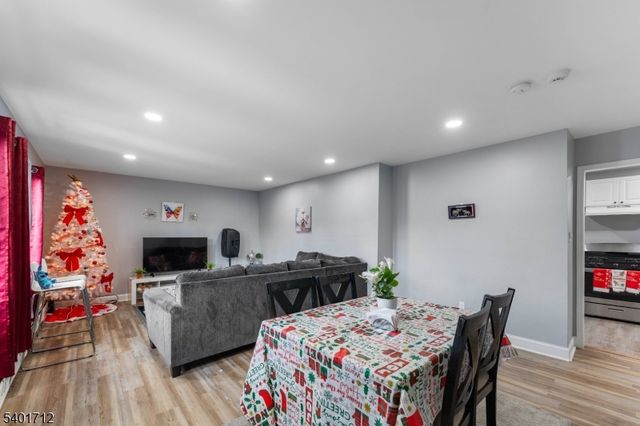 632 Maple Ave, Elizabeth City, NJ 07202