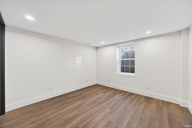 576 N Hartstrait Road, Bloomington, IN 47404