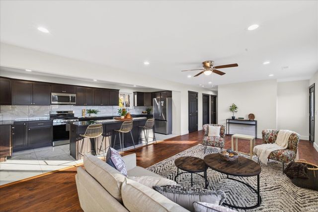 576 N Hartstrait Road, Bloomington, IN 47404