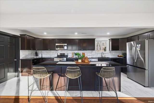 576 N Hartstrait Road, Bloomington, IN 47404