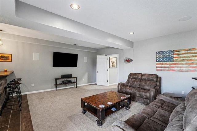 21106 W 190 Terrace, Spring Hill, KS 66083