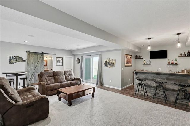 21106 W 190 Terrace, Spring Hill, KS 66083