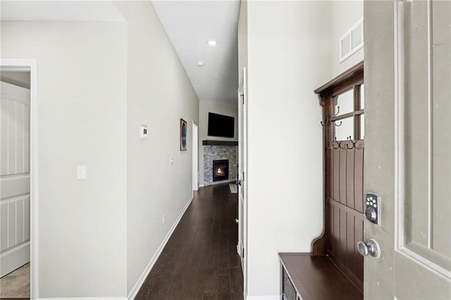 21106 W 190 Terrace, Spring Hill, KS 66083