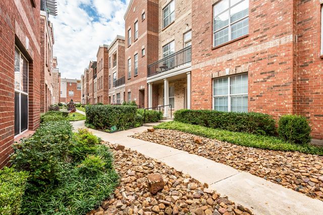 15753 Seabolt 47, Addison, TX 75001