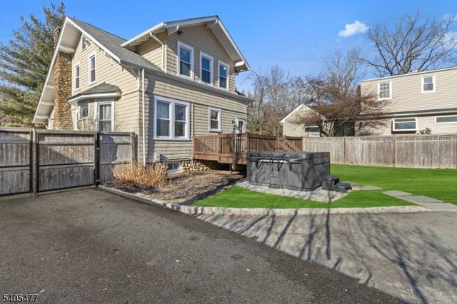 116 Mountain Ave, North Caldwell Boro, NJ 07006