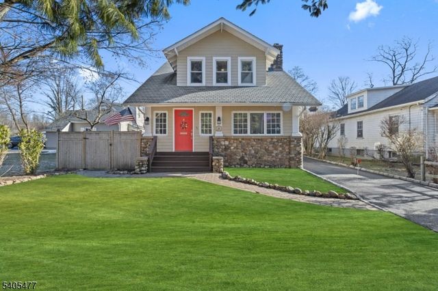 116 Mountain Ave, North Caldwell Boro, NJ 07006