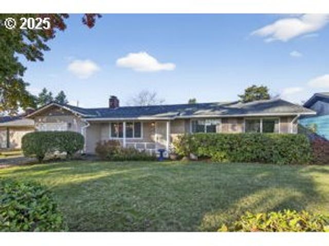 17113 Se MAIN St, Portland, OR 97233