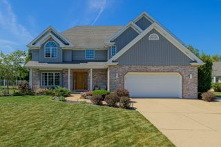 19400 Stonehenge Drive, Mokena, IL 60448