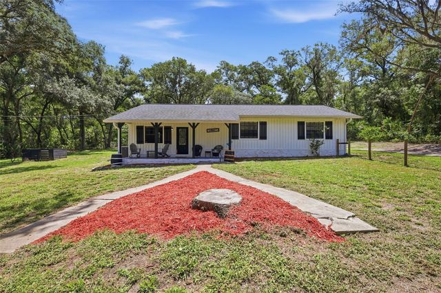 1095 S RIDGEWOOD AVENUE, Deland, FL 32720