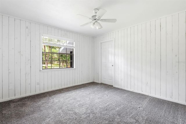 1095 S RIDGEWOOD AVENUE, Deland, FL 32720