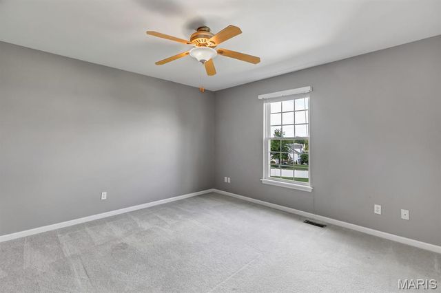 27 Savannah Hill Drive, St Peters, MO 63376