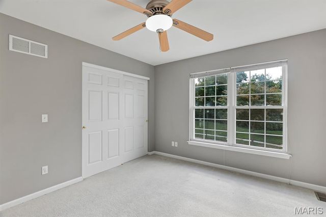 27 Savannah Hill Drive, St Peters, MO 63376