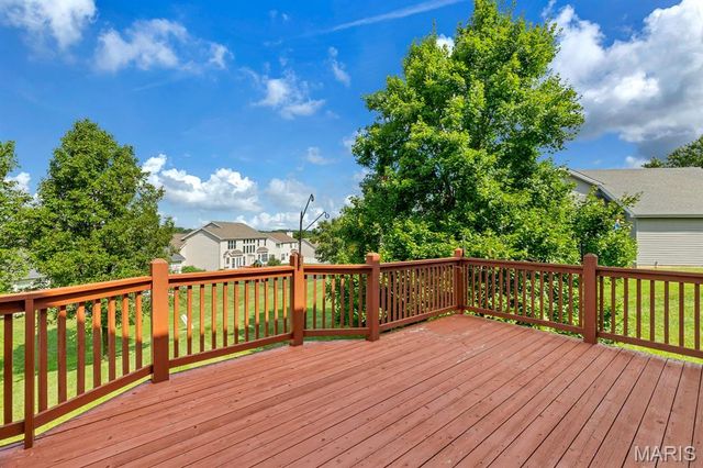 27 Savannah Hill Drive, St Peters, MO 63376
