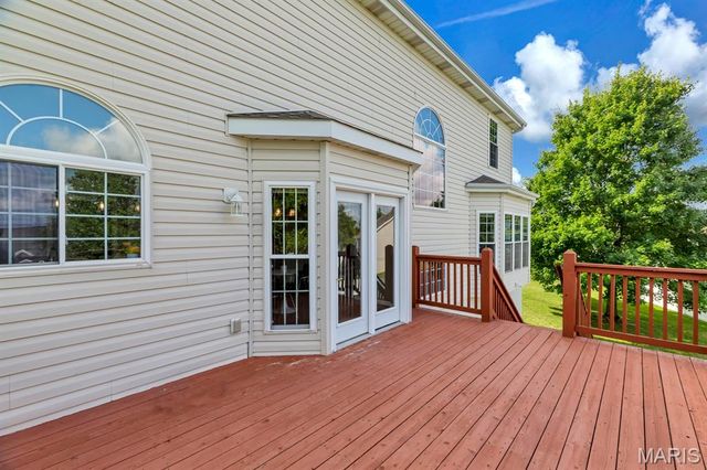 27 Savannah Hill Drive, St Peters, MO 63376