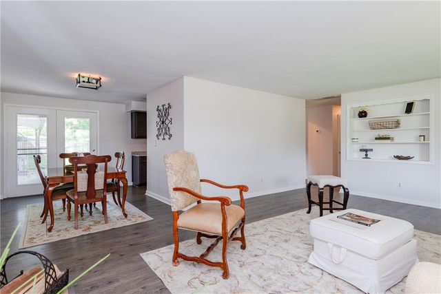 77 Lammers Avenue, Washington Twp, OH 45459
