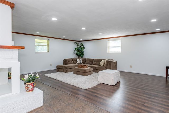 77 Lammers Avenue, Washington Twp, OH 45459