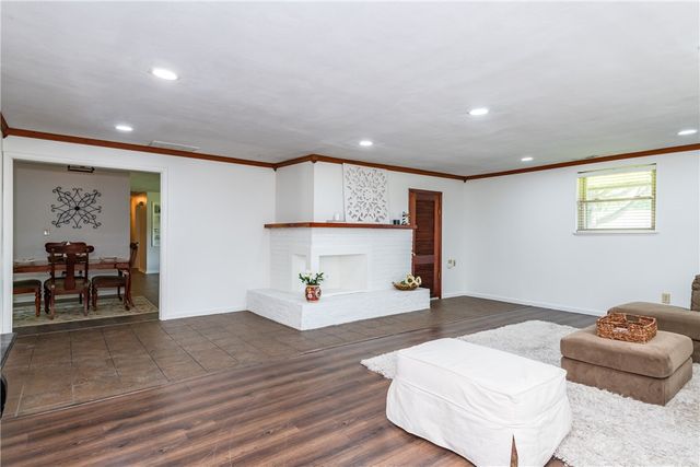 77 Lammers Avenue, Washington Twp, OH 45459