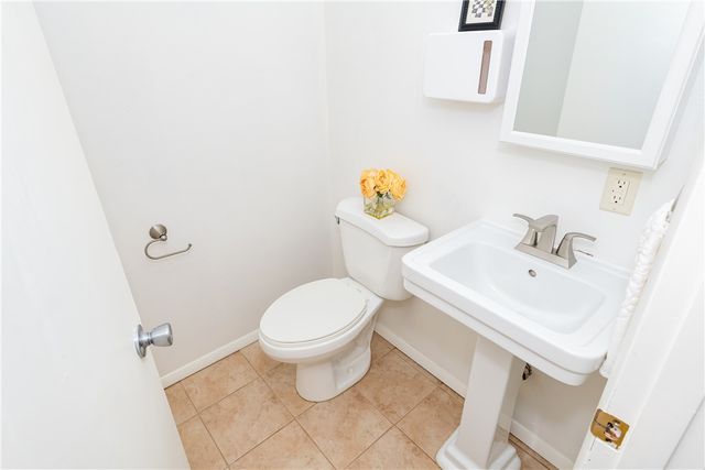 77 Lammers Avenue, Washington Twp, OH 45459