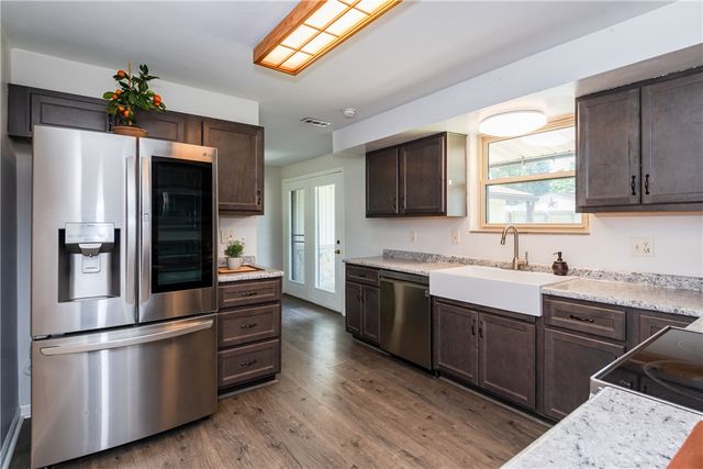 77 Lammers Avenue, Washington Twp, OH 45459