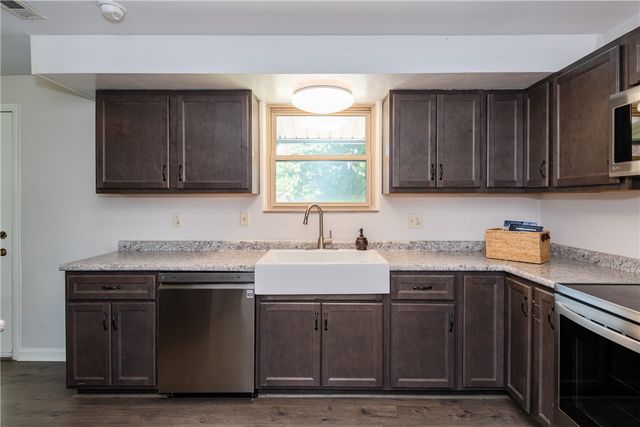 77 Lammers Avenue, Washington Twp, OH 45459