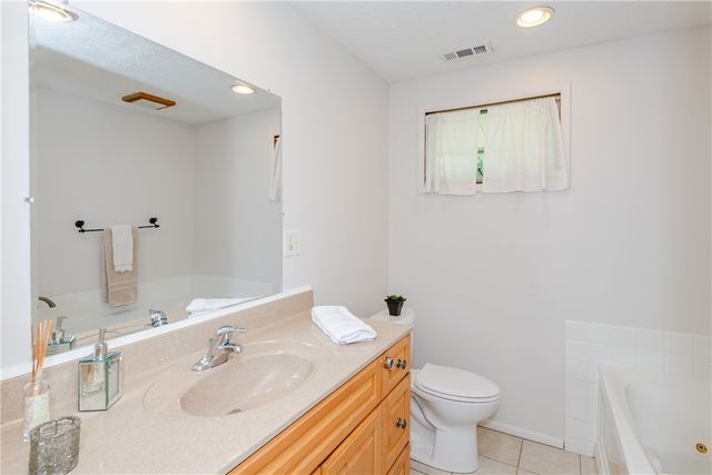 77 Lammers Avenue, Washington Twp, OH 45459