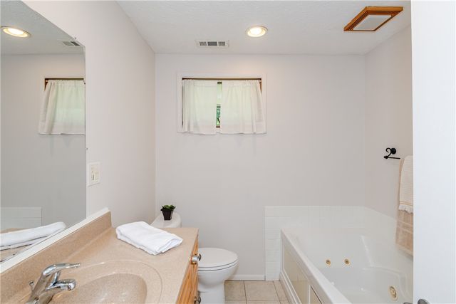 77 Lammers Avenue, Washington Twp, OH 45459