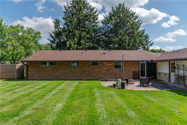 77 Lammers Avenue, Washington Twp, OH 45459