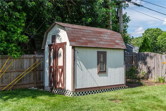 77 Lammers Avenue, Washington Twp, OH 45459