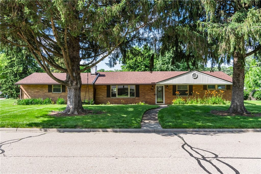 77 Lammers Avenue, Washington Twp, OH 45459