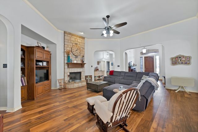 305 Charlie Way, Weatherford, TX 76087